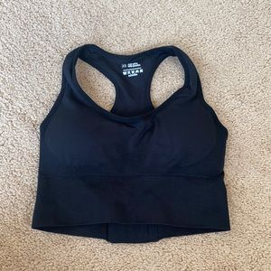 Black sports bra